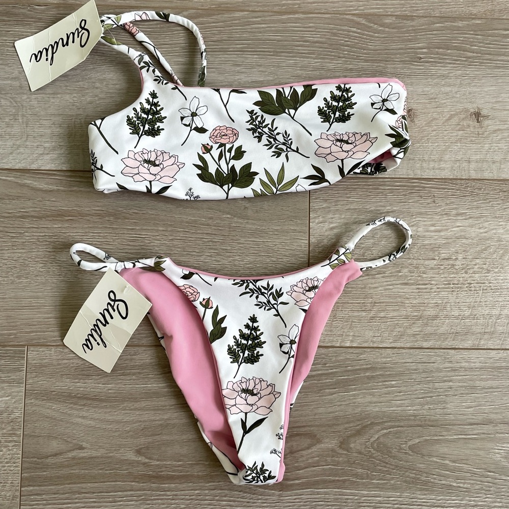 Sundia Swim Floral Bikini, NWT XS/S